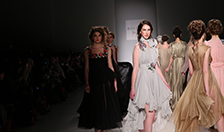 国际时装周女模特走秀