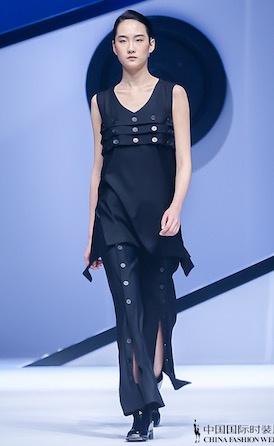 魏诗雨 / Comunque Yang 魏诗雨