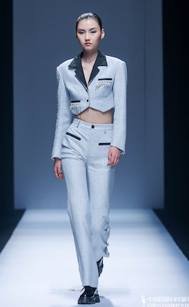 张诗晗 / 融 · 无界 · 肖华 张诗晗